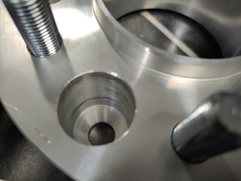 Podložka pro změnu rozteče, duralová změnová rozšiřovací tl. 41mm až 50mm - 6děrová rozteč