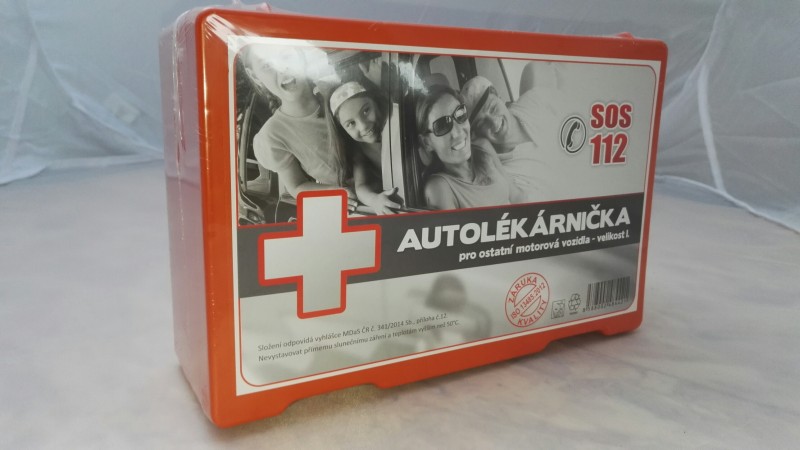 Autolékárnička do auta plastové krabičce