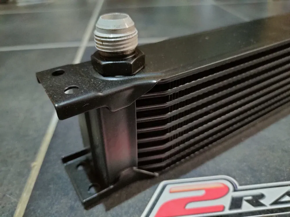 Olejový chladič z hliníku AN10 pro motor nebo převodovku 10.řadý (325x70x50mm)