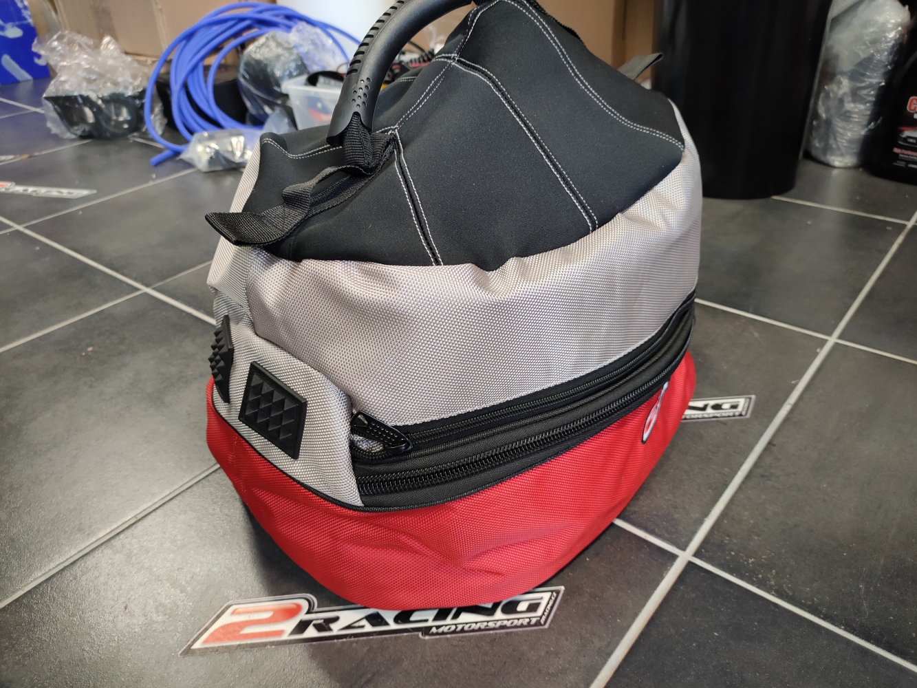 Taška na přilbu 2Racing černá červená