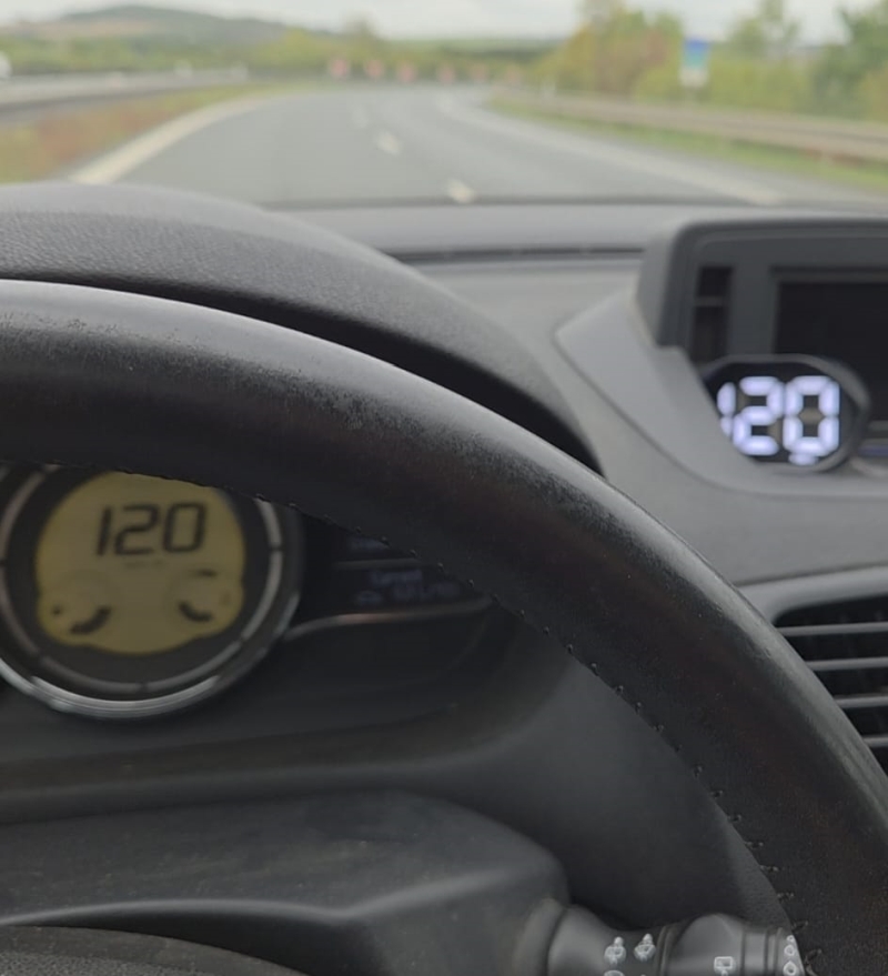 GPS tachometr digitální ukazatel rychlosti