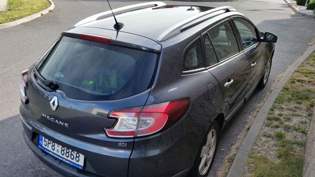 Renault Megane III GrandTour Dynamique 1.9 dCi 130ps 3/2010, 305035km