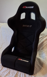 2Racing laminátová závodní sedačka FIA RTX7 s homologací