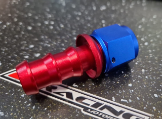 Připojení alu hadicová koncovka k nádrži rovná vstup a výstup AN10