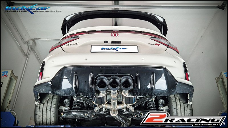 turbo centrale diretto + Terminale silenziato con uscite centrali 3 x průměru 114 Racing BLACK CERAMIC + Vavola con montaggio motorino elettrico di serie Inoxcar racing CATBACK.HOCI.11.114CBLACK