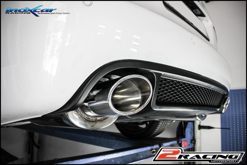 Zadní výfuk z nerezové oceli s koncovkou L+R Oválná 150x105 OBLIQUE Inoxcar racing OVA4.05.150