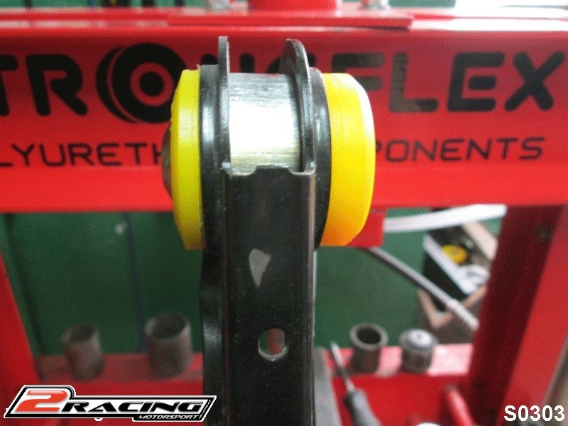 Zadní horní pomocné rameno těhlice silentblok Sport 031591A