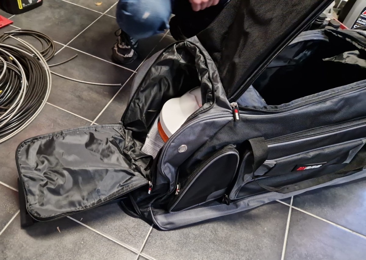 RRS taška pro helmu boty rukavice a kombinézu se spodním prádlem